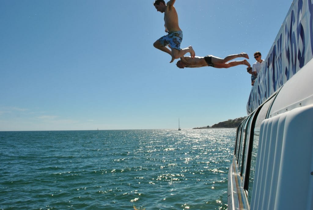 albufeira-stag-party-boat-1024x687